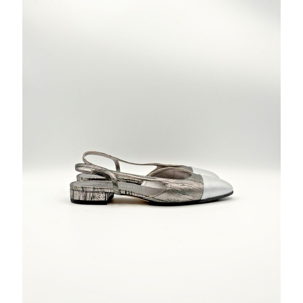 Chanel 2018 Silver Marbled Leather Cap Toe Slingback Flats Size EU 37